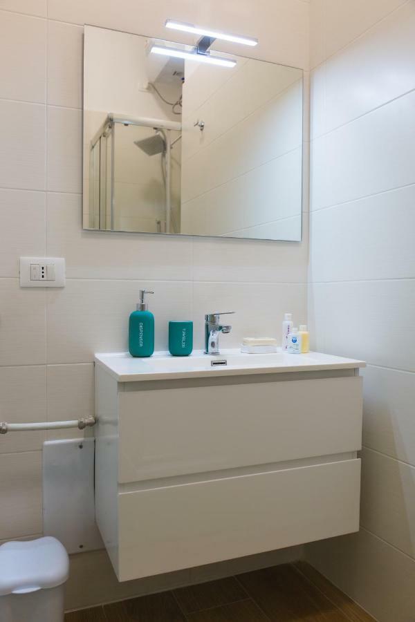 Astrea Hotel Caserta Luaran gambar